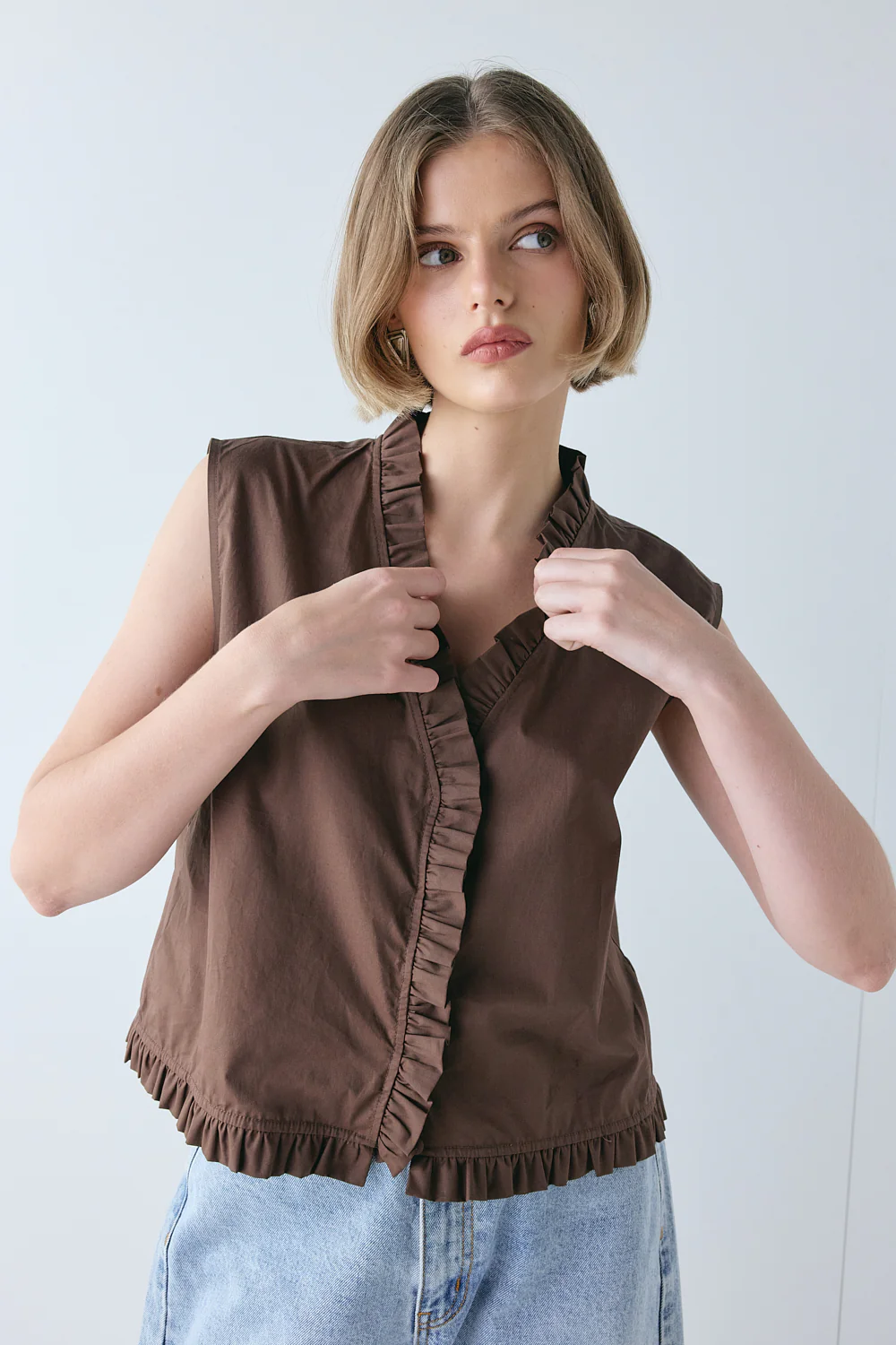Phoebe Vest Top Chocolate - Image 4