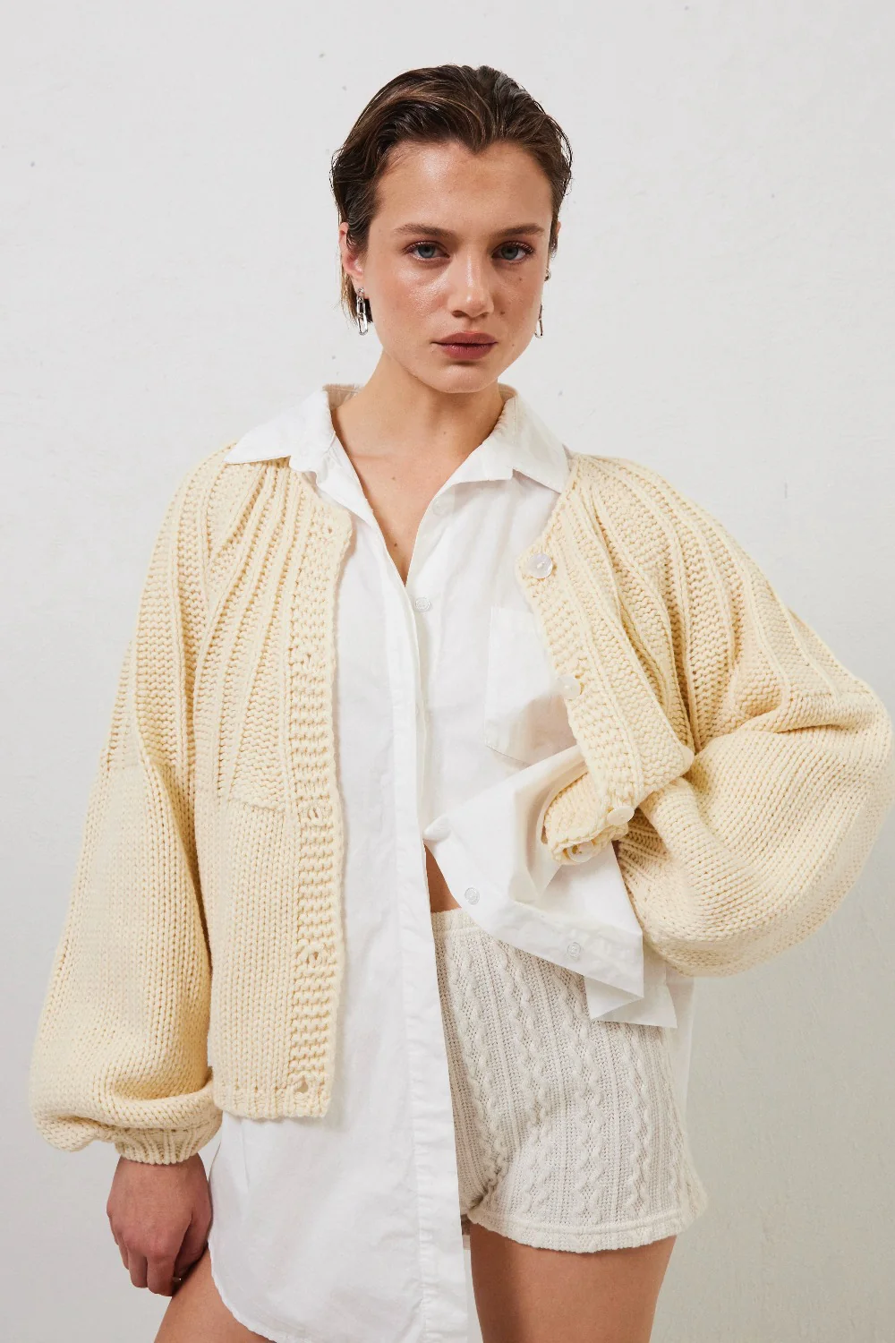Riley Knit Cardigan Cream - Image 3
